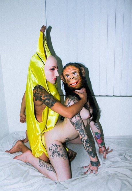 hollyhendrix_ art pornstar galleries