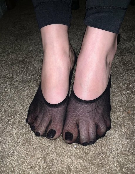 kayla footsie free star pics