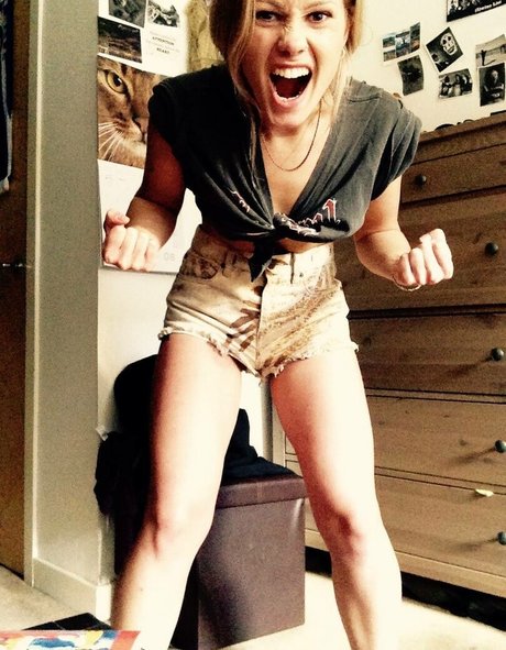 Sandra Gentvainyte sex star pics