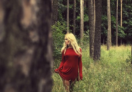 Sandra Gentvainyte perfect actress pics