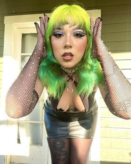 Aquaaamami xxx star picture