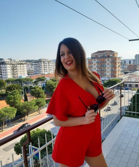 ileniatenaa free star archive