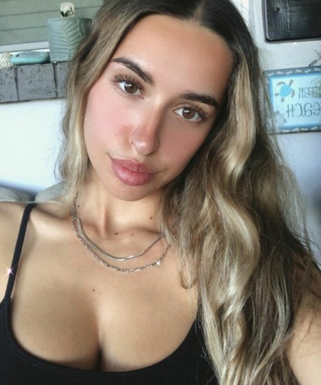 Jasmin G naked pornstar pictures