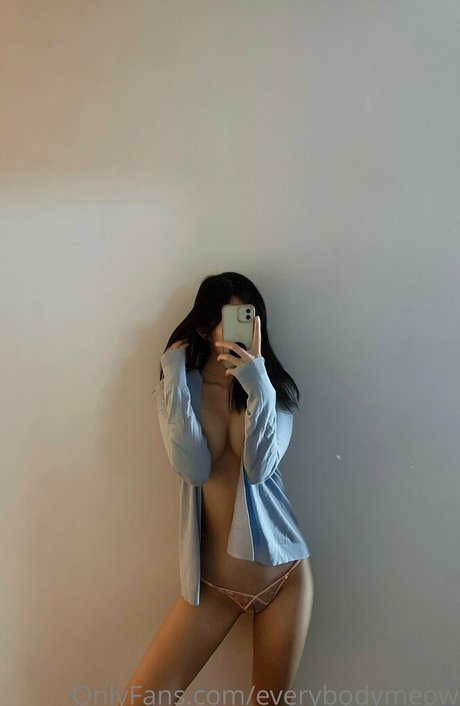 everybodymeow model perfect photos