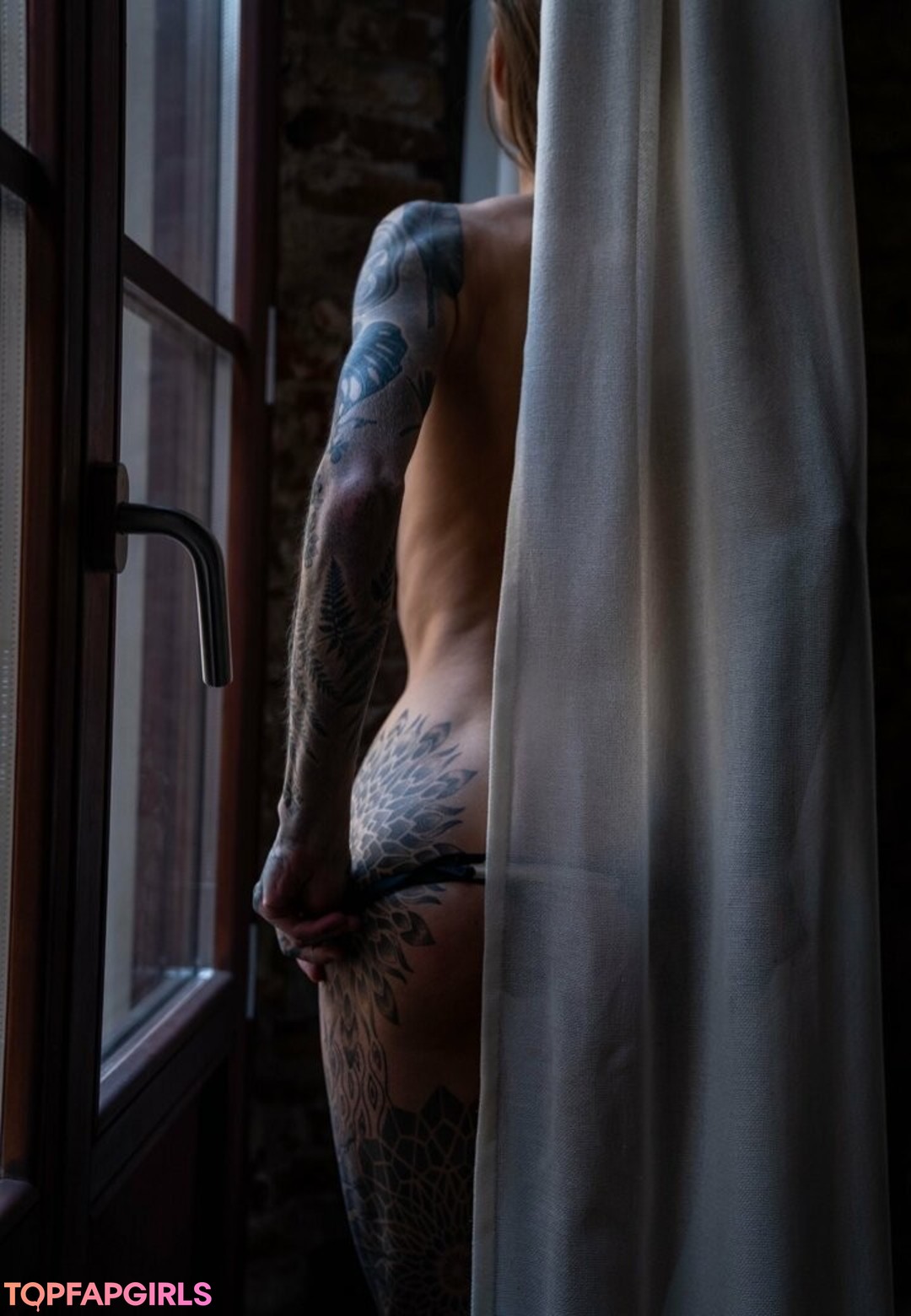 deep onlyfans naked pic