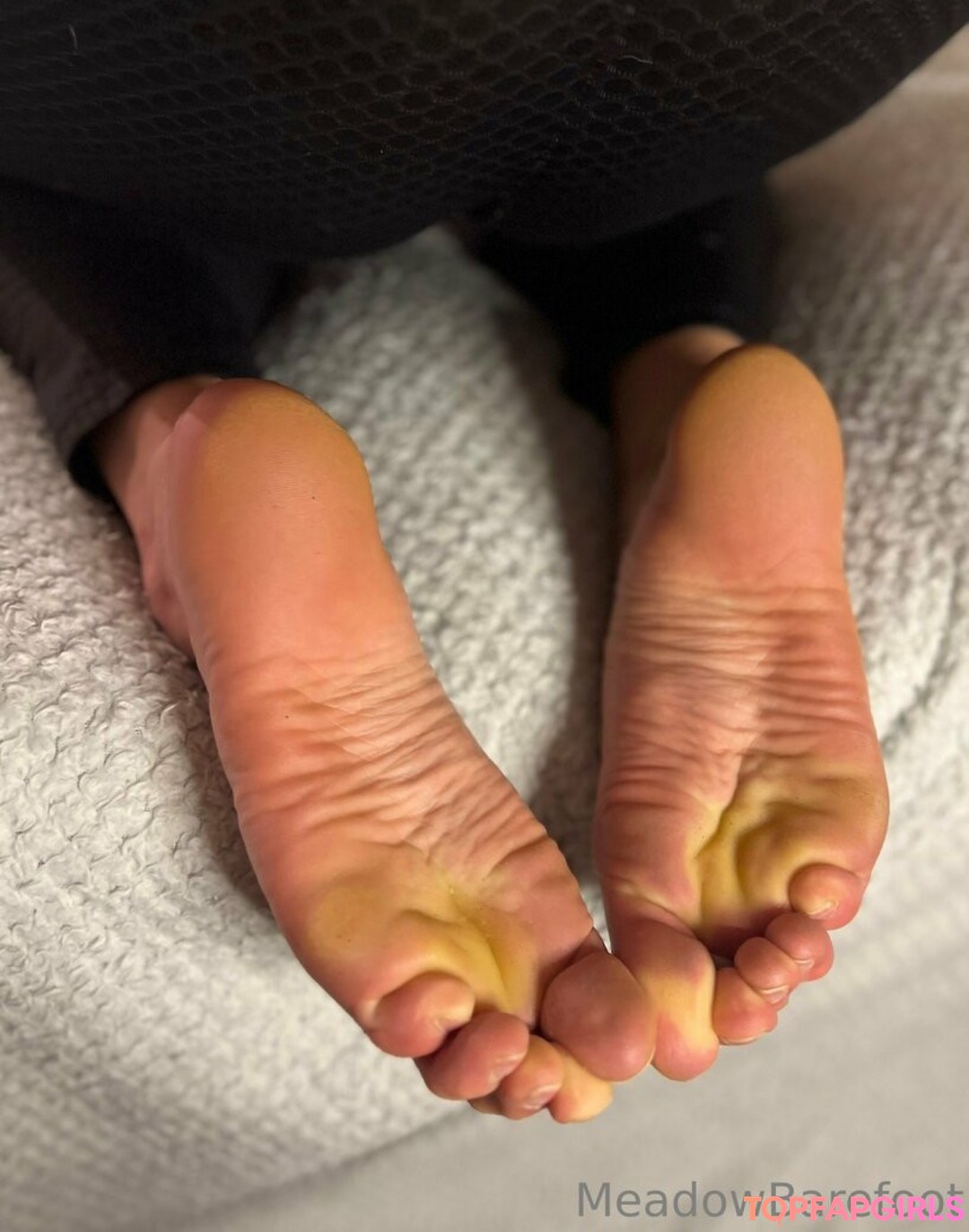 meadowbarefoot sexy actress picture