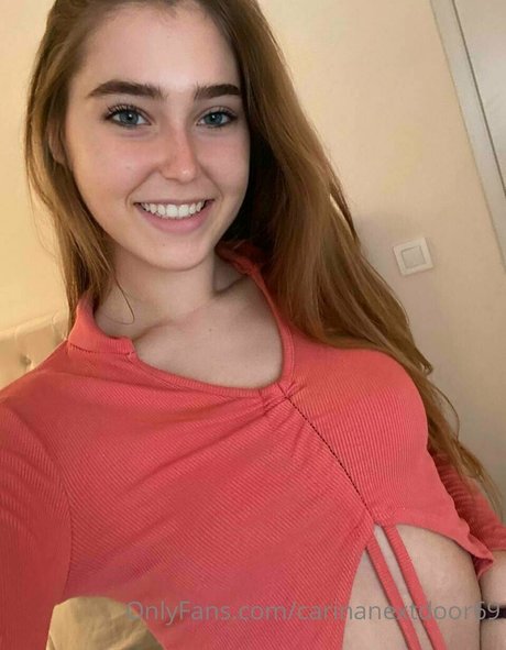 youngkaryna pornstar adult photo