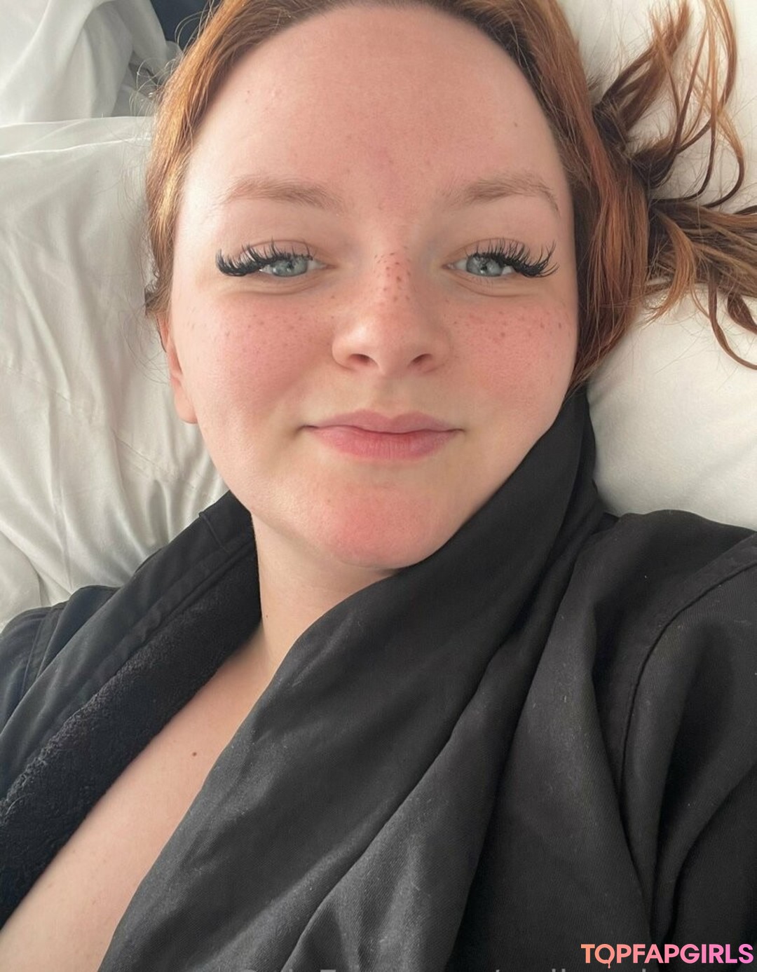 redheadryann nice model photo