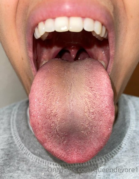 queendevore1 model sexy pictures