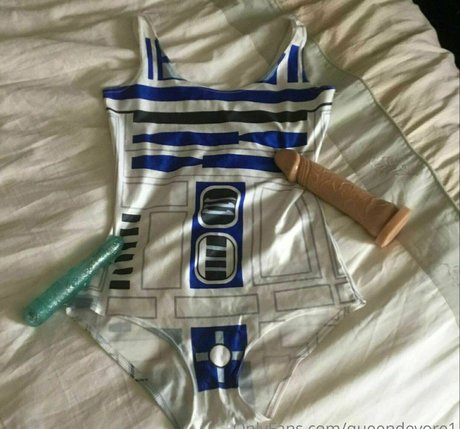 queendevore1 profile image