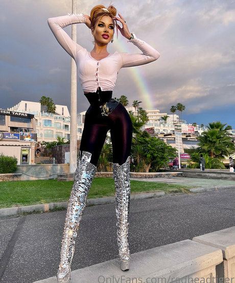 redheadtiger nice pornstar img