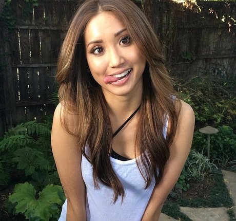 Brenda Song pornstar sex galleries