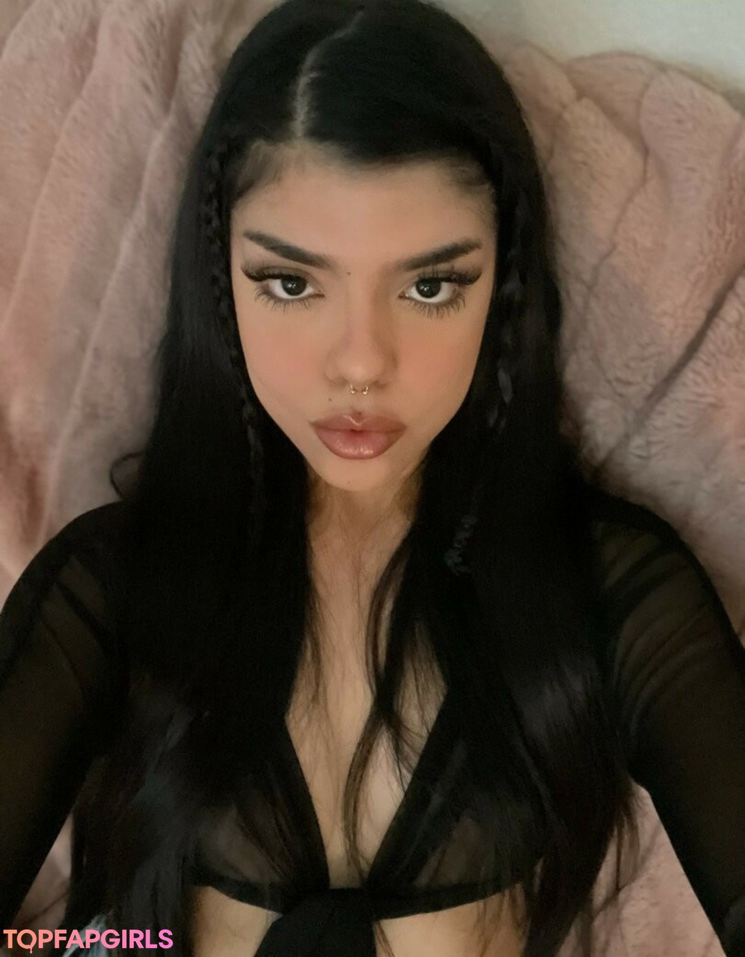 cyberiariley star sexy picture