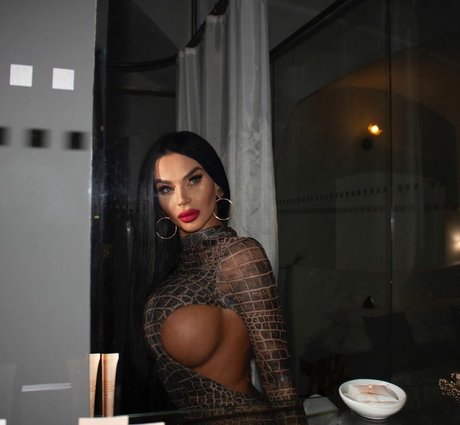 Adriane Linn nice pornstar photos