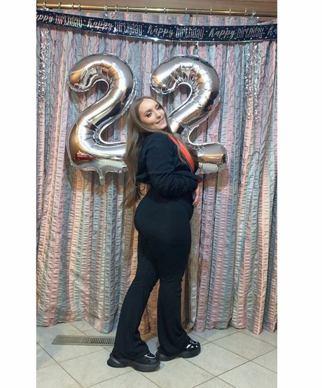 Dannielle Ashurst star top pictures