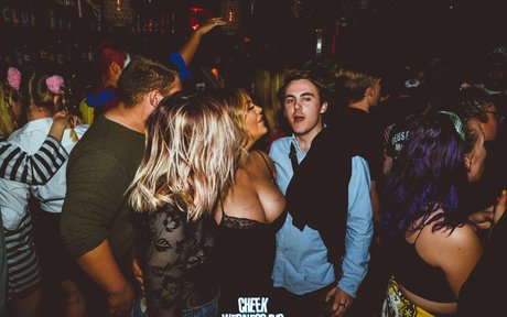 Kelly Bodenstein naked star picture