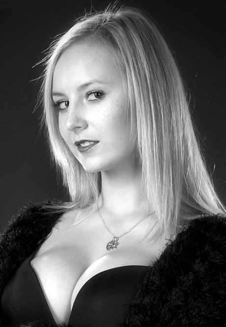 Modelkartei xxx model image