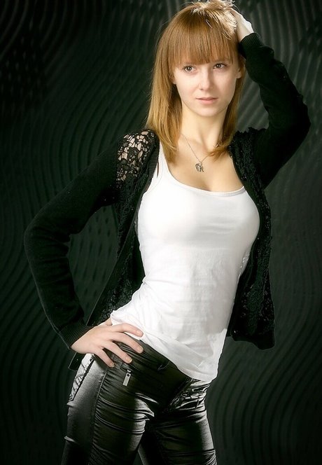 Modelkartei naked actress img