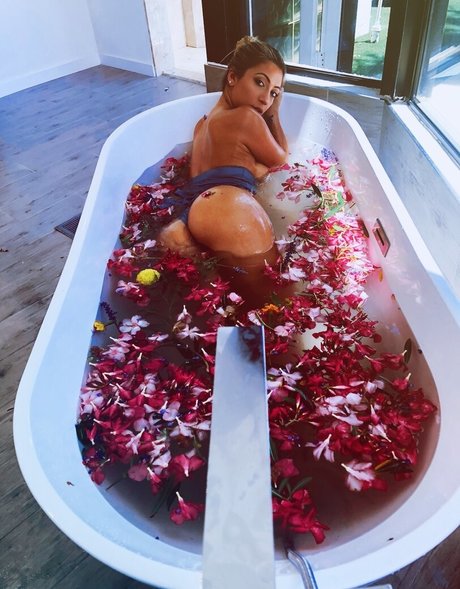 stalmeida erotic pornstar img