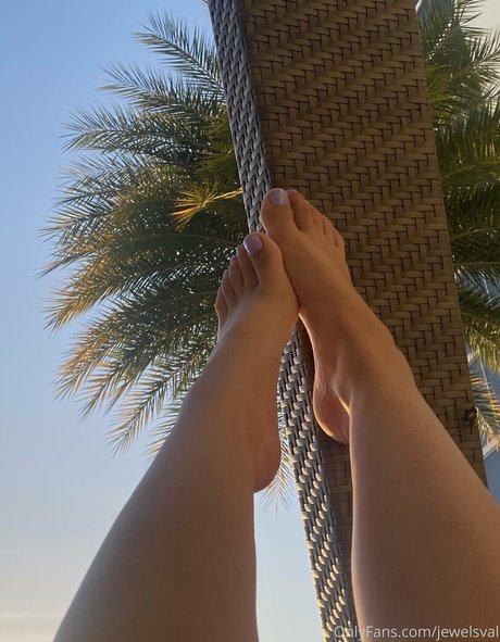 jewelsval model porn galleries