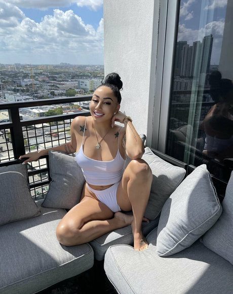 Subzerovixen pornstar xxx img