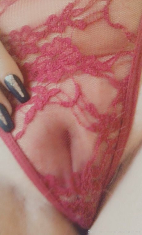 Socalunicorn high quality model pic