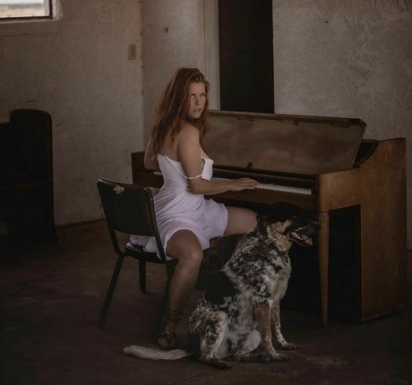 milf strip onlyfans top photo