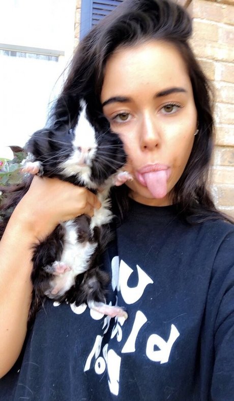 amateur wife onlyfans nude image