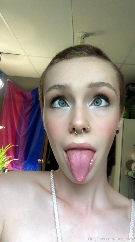 lucy snow pornstar sexy picture