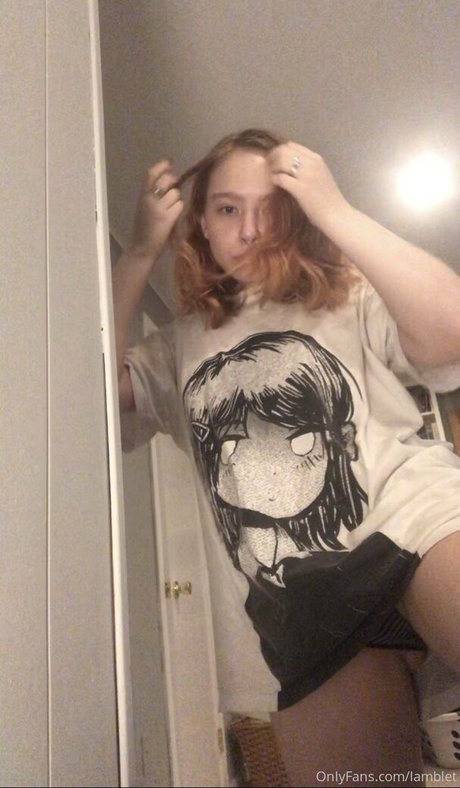 lamblet star naked gallery