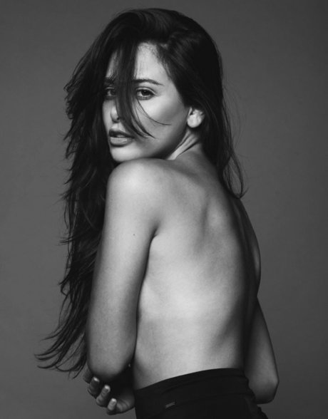 Nina Jade Napoletano star exclusive photo