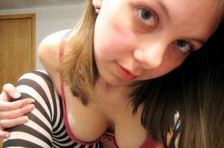 Pretty Boobs sex star archive