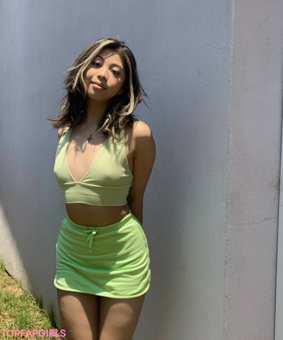 petite skinny onlyfans beautiful pic