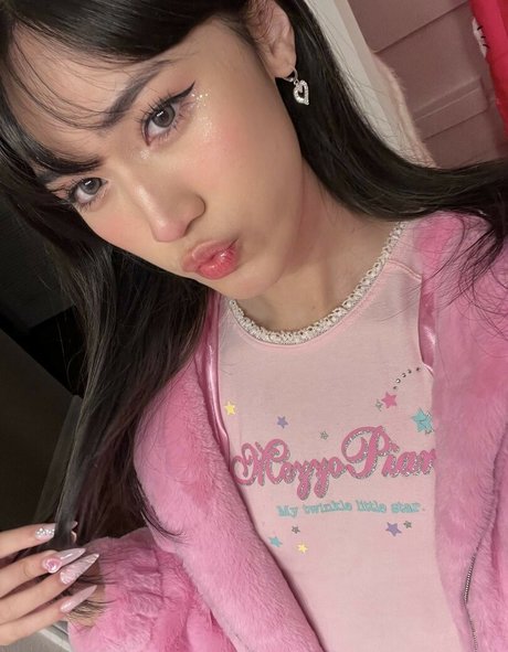 tiny onlyfans nice picture