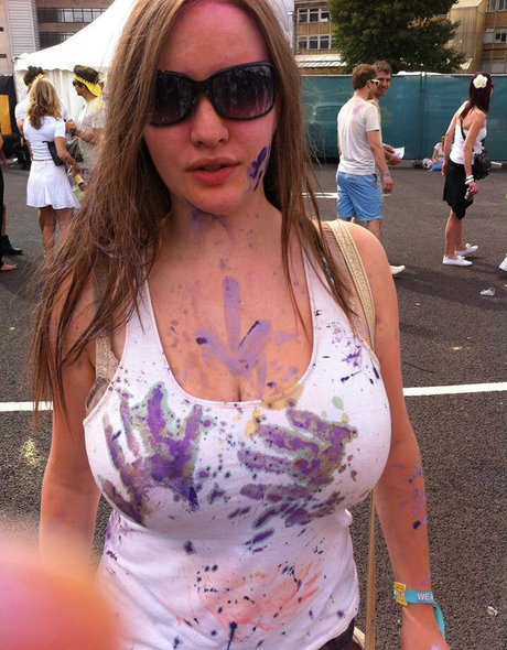 Maton Twins pretty model galleries