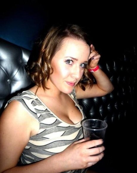 Maton Twins sex star img