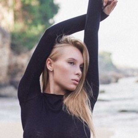 Tanita Le pornographic model photos