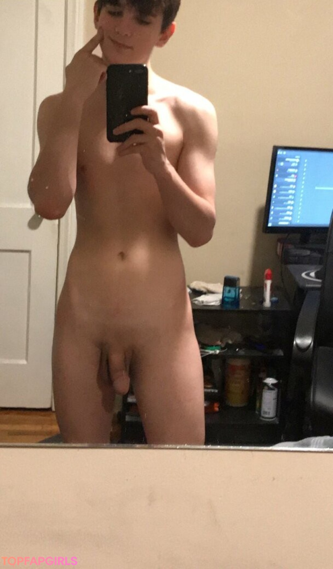 cum feet onlyfans free naked pic