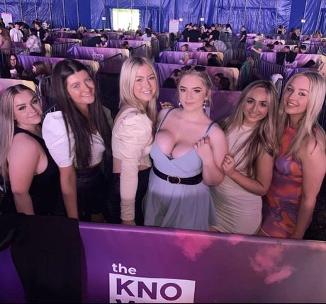 Hollie H top profile image