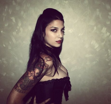 Valkyria adult model pics