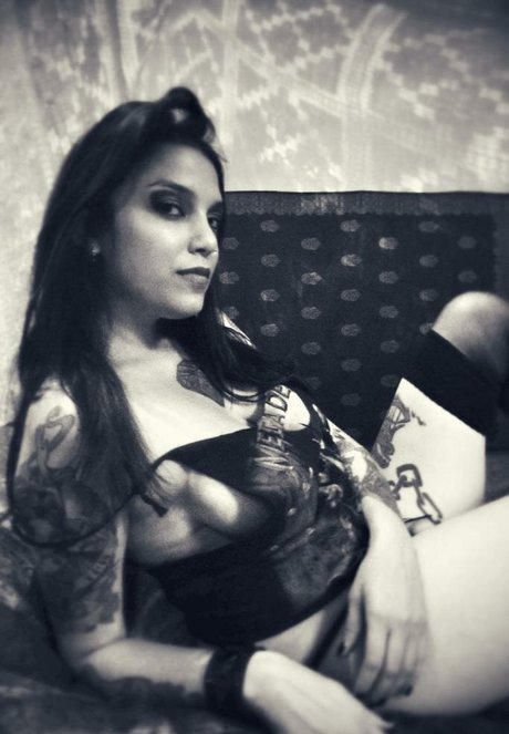 Valkyria model pornographic picture