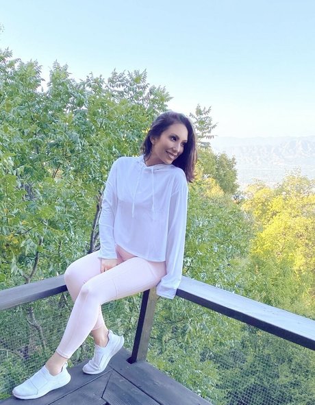 Cheryl Burke naked model galleries