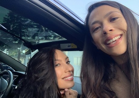 Cheryl Burke star perfect photo