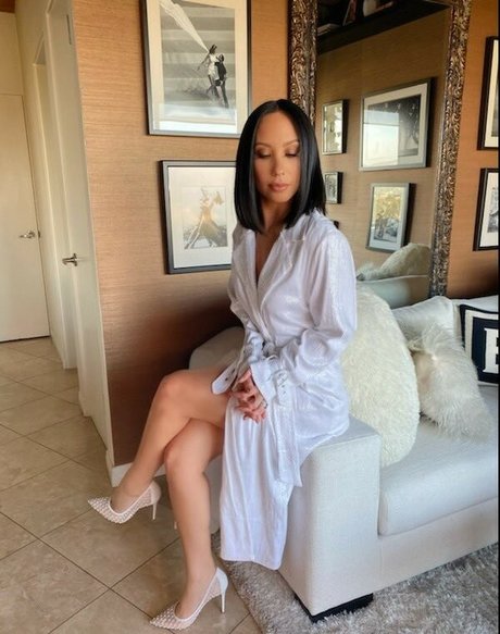 Cheryl Burke top profile image