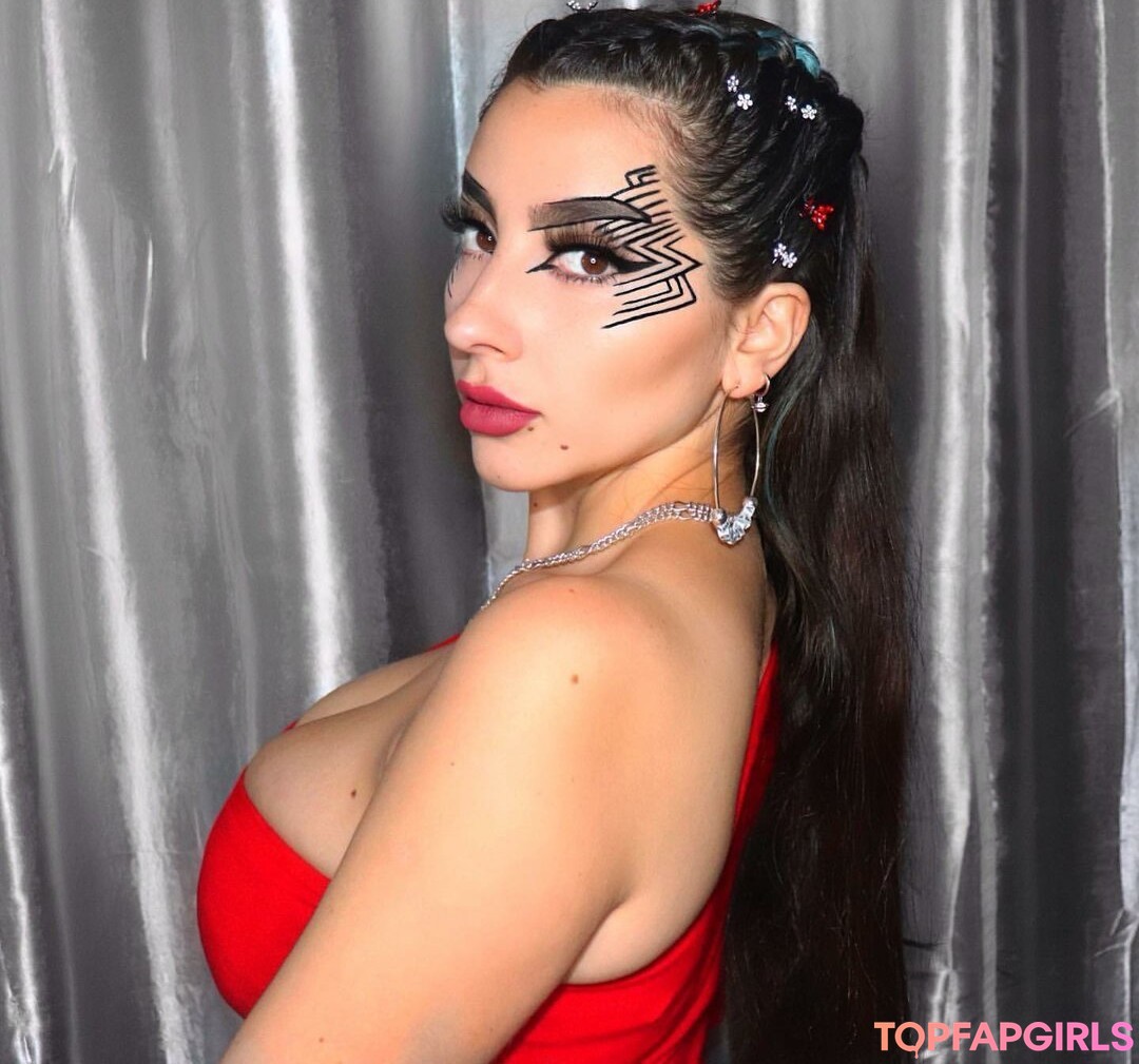 Vai Monroe porn star image