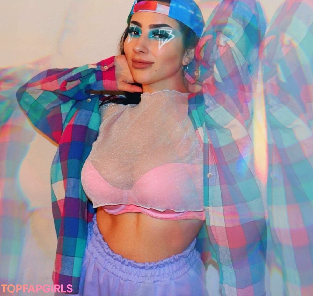 Vai Monroe pornstar beautiful archive