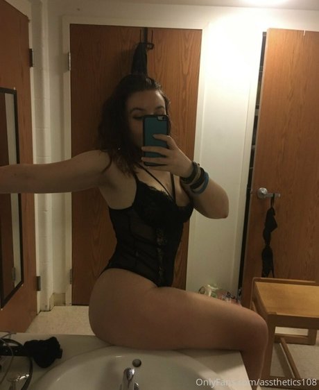 assthetics108 model art pic