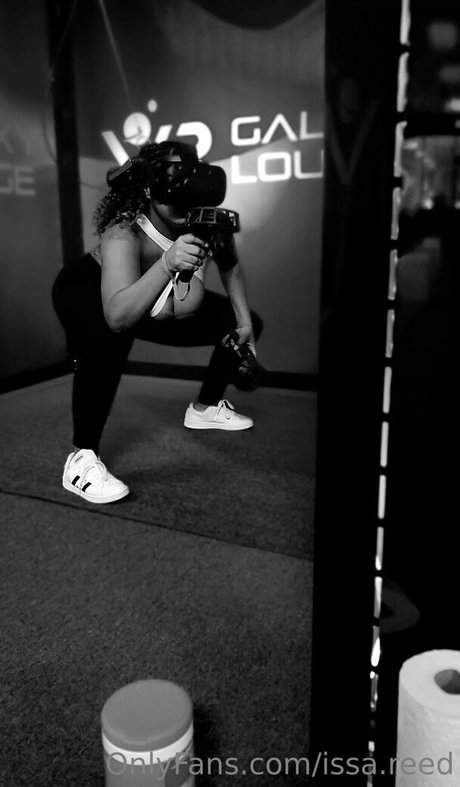 issa reed pornstar nude pics