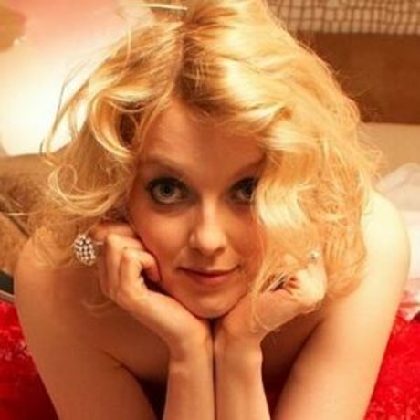 Lauren Laverne top star galleries