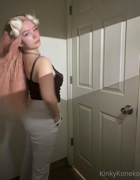 kinkykoneko69 pornographic model photos